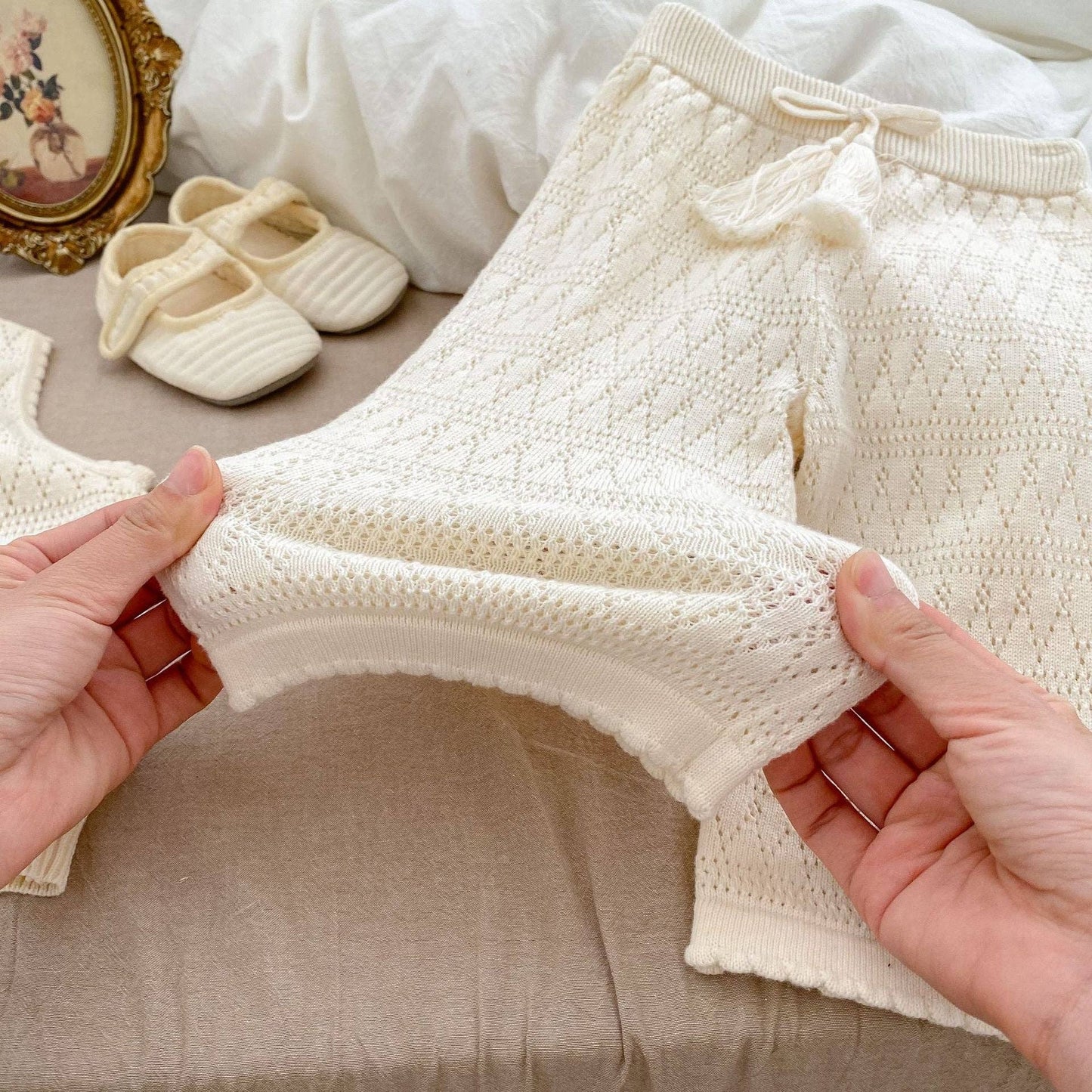 Sleeveless Knitted Set: Beige